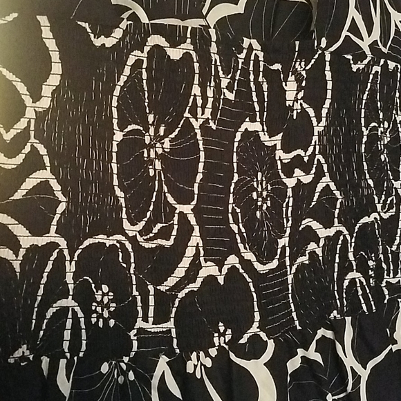 Black flower print Spring Dress - Picture 5 of 5